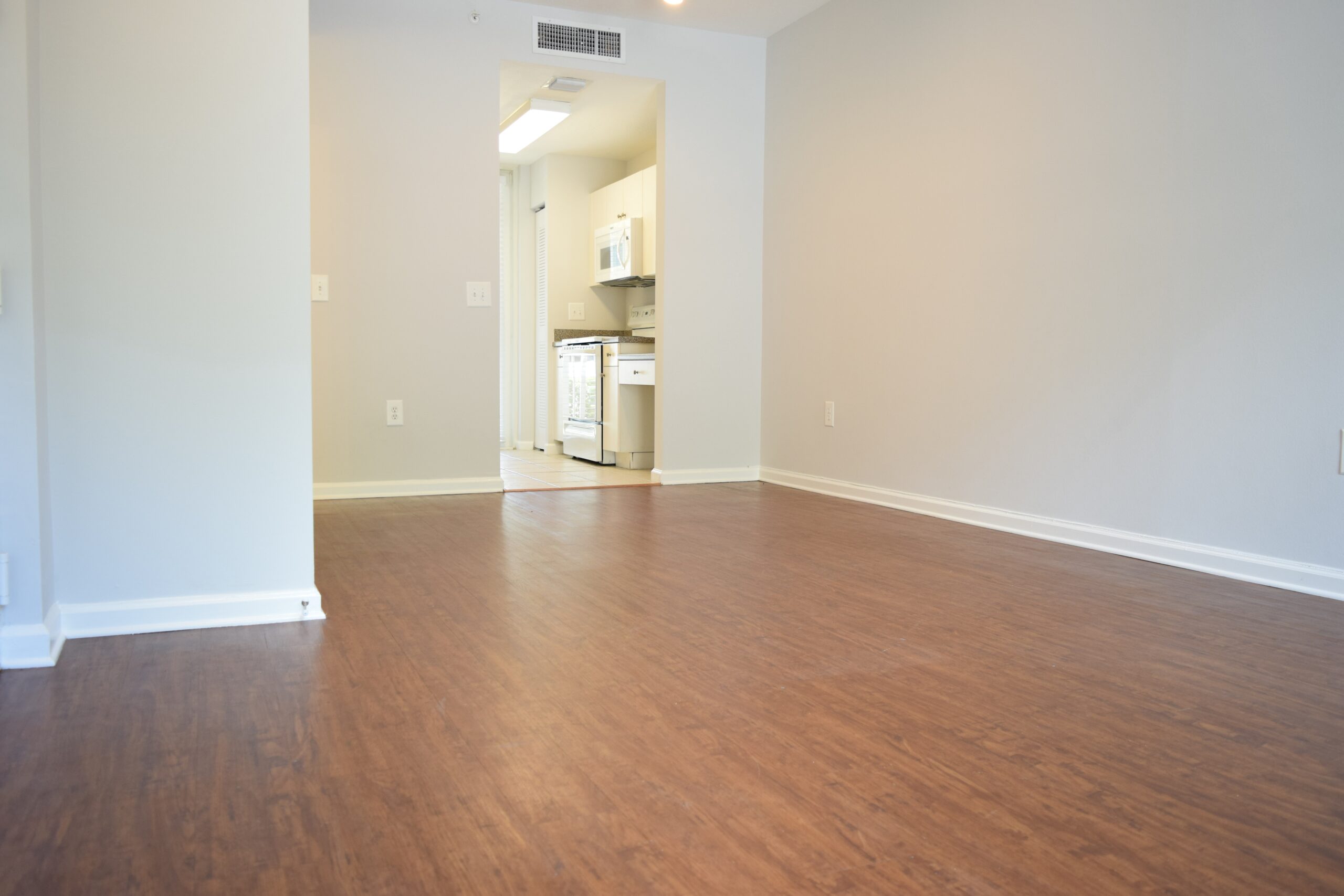 1136_Town_Center_Dr_#14-1