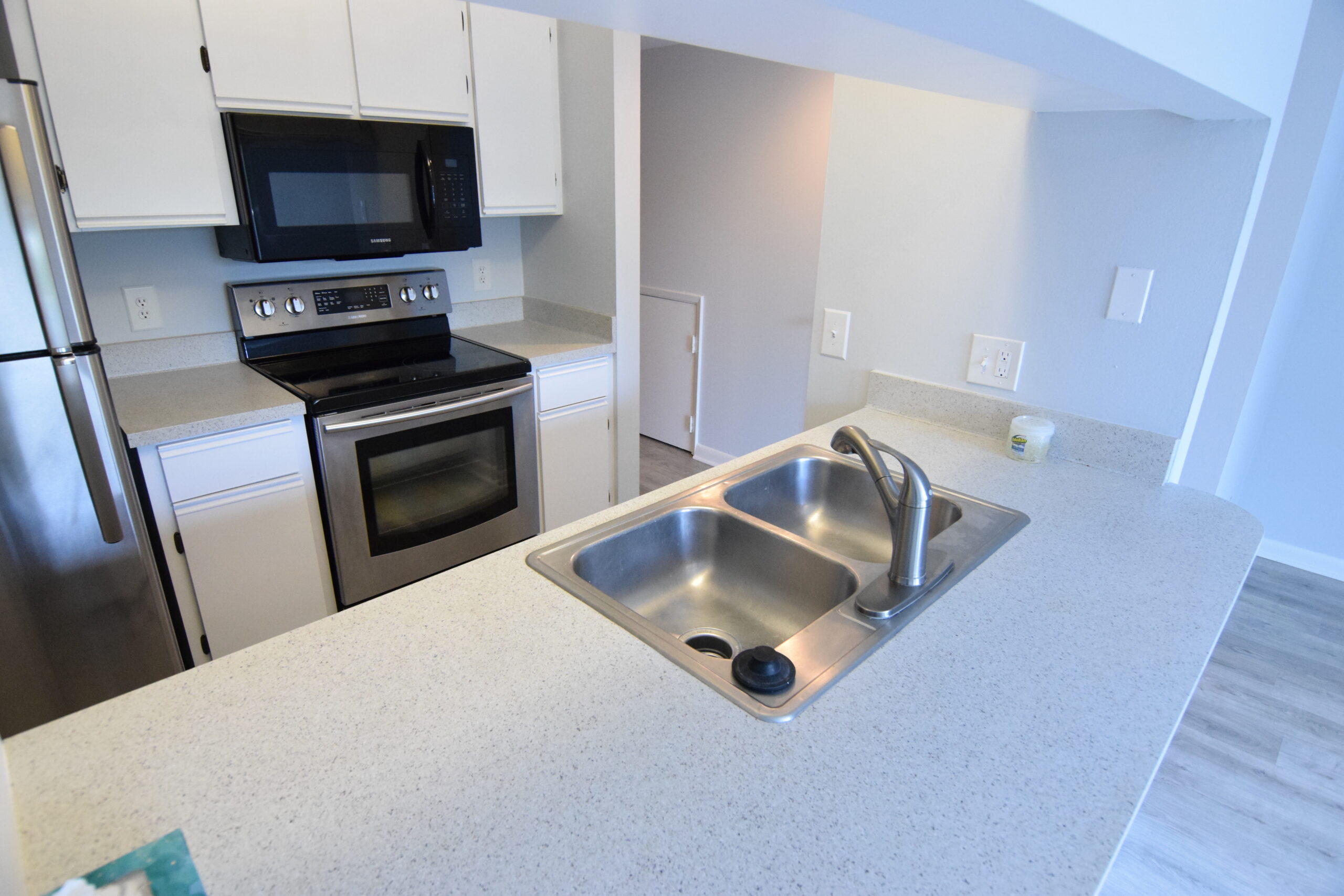 6295_Riverwalk_Ln_unit3-17